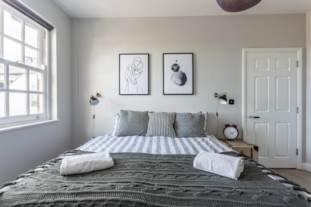 Appartement Shades Of Grey à Southend-on-Sea Extérieur photo